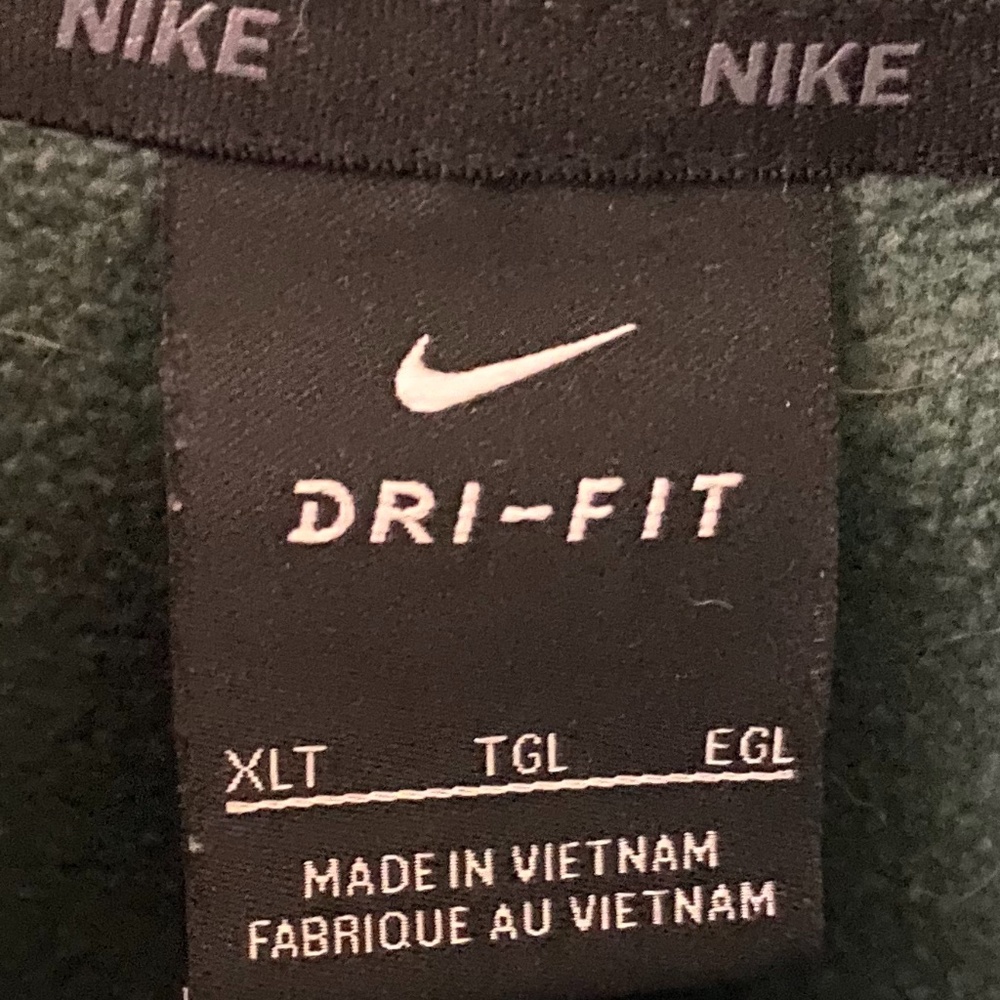 Nike, Green Dry-Fit Jacket - Picture 3 of 3